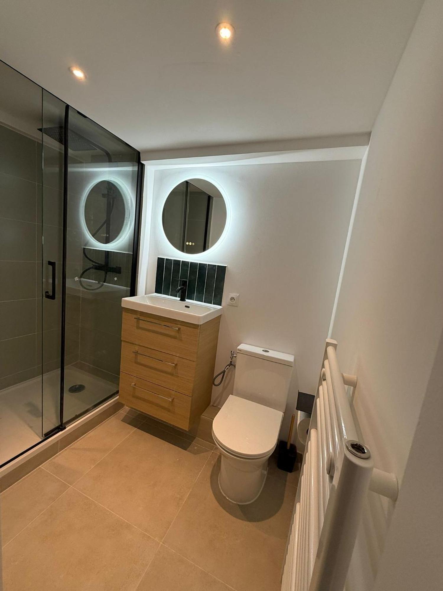 Appartement Gare Montparnasse,gorgeous1 Bedroom,close To Eiffel Tour,center , Stuning Place