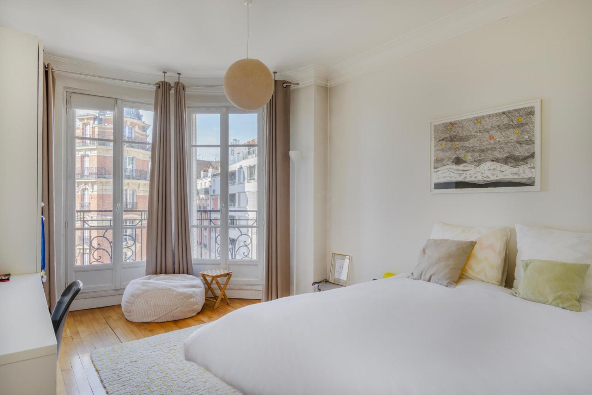 Apartment Les Amandiers Paris