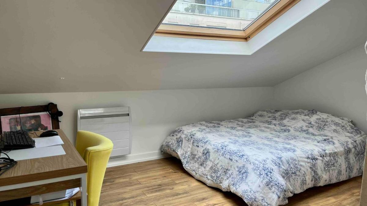 Large, Quiet, Familial Floor Duplex Apartment *