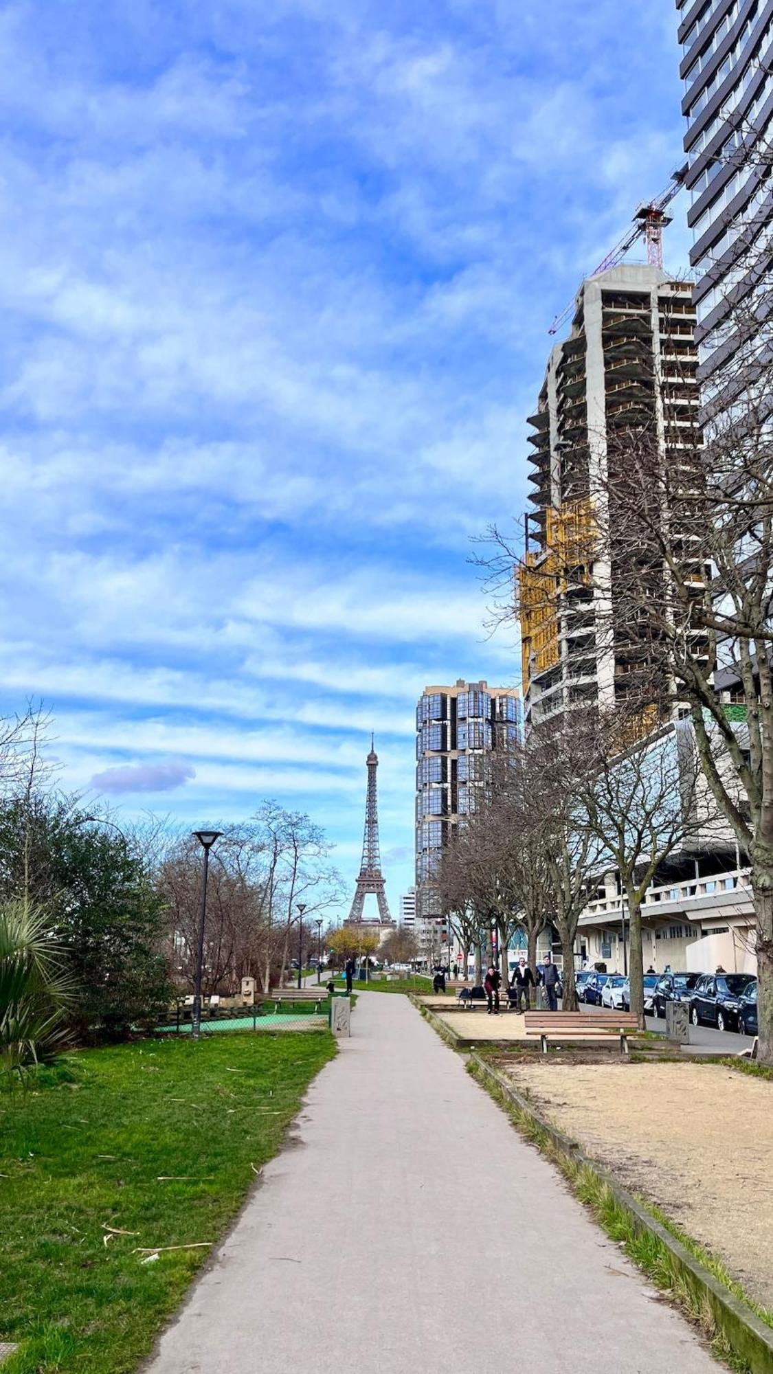 Large, Quiet, Familial Floor Duplex Paris