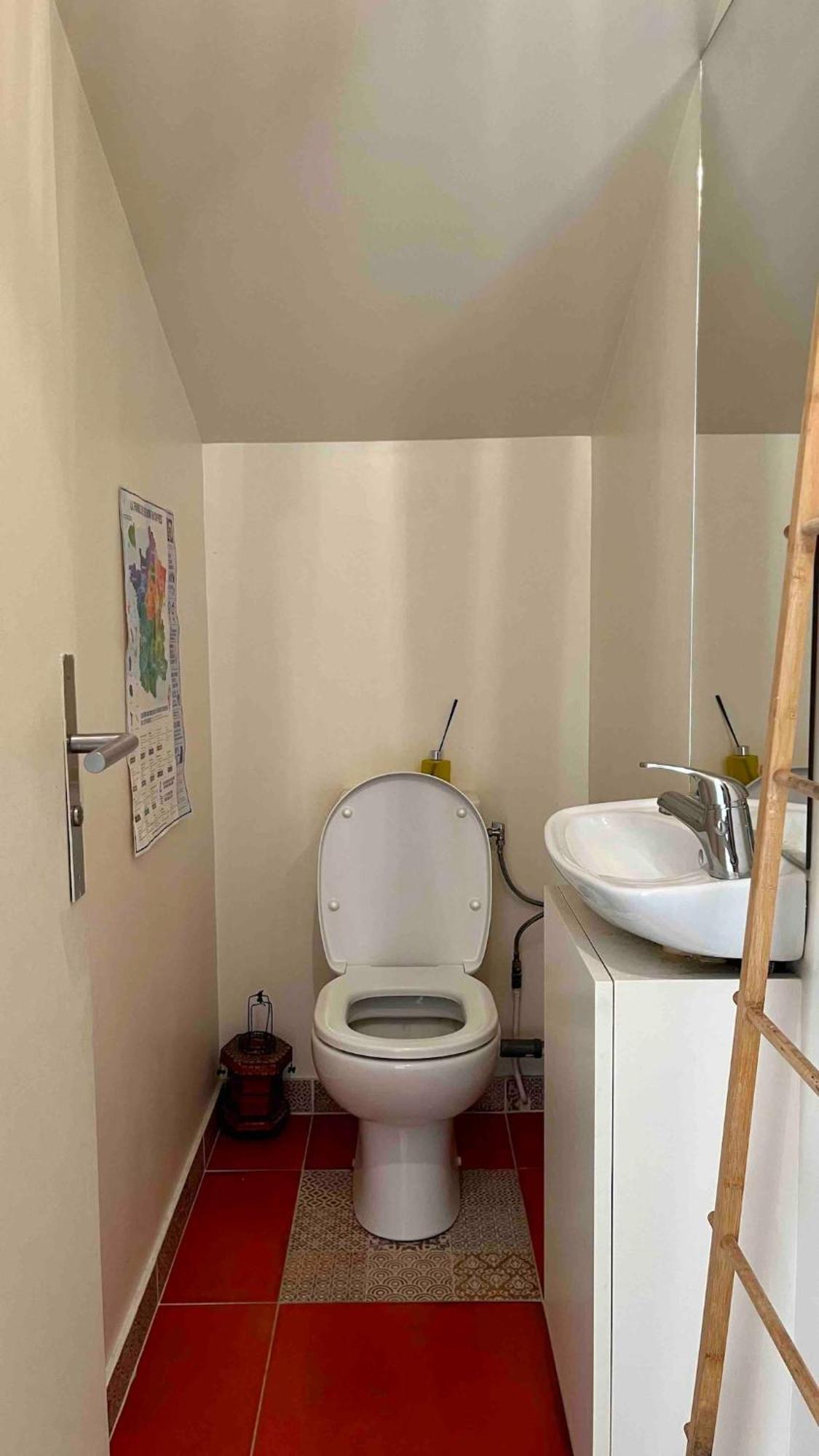 Large, Quiet, Familial Floor Duplex Apartment *