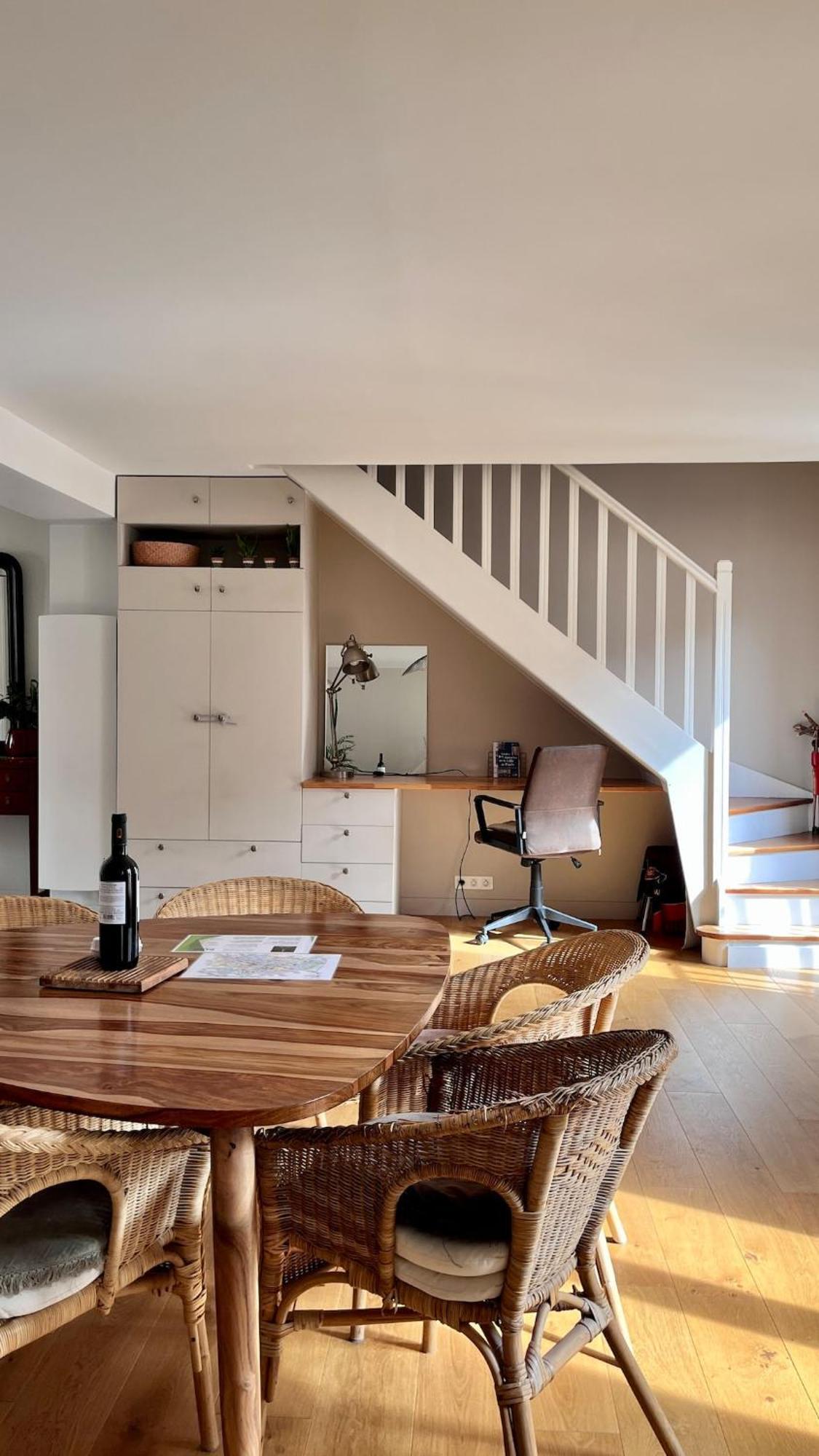 Apartment Large, Quiet, Familial Floor Duplex Paris