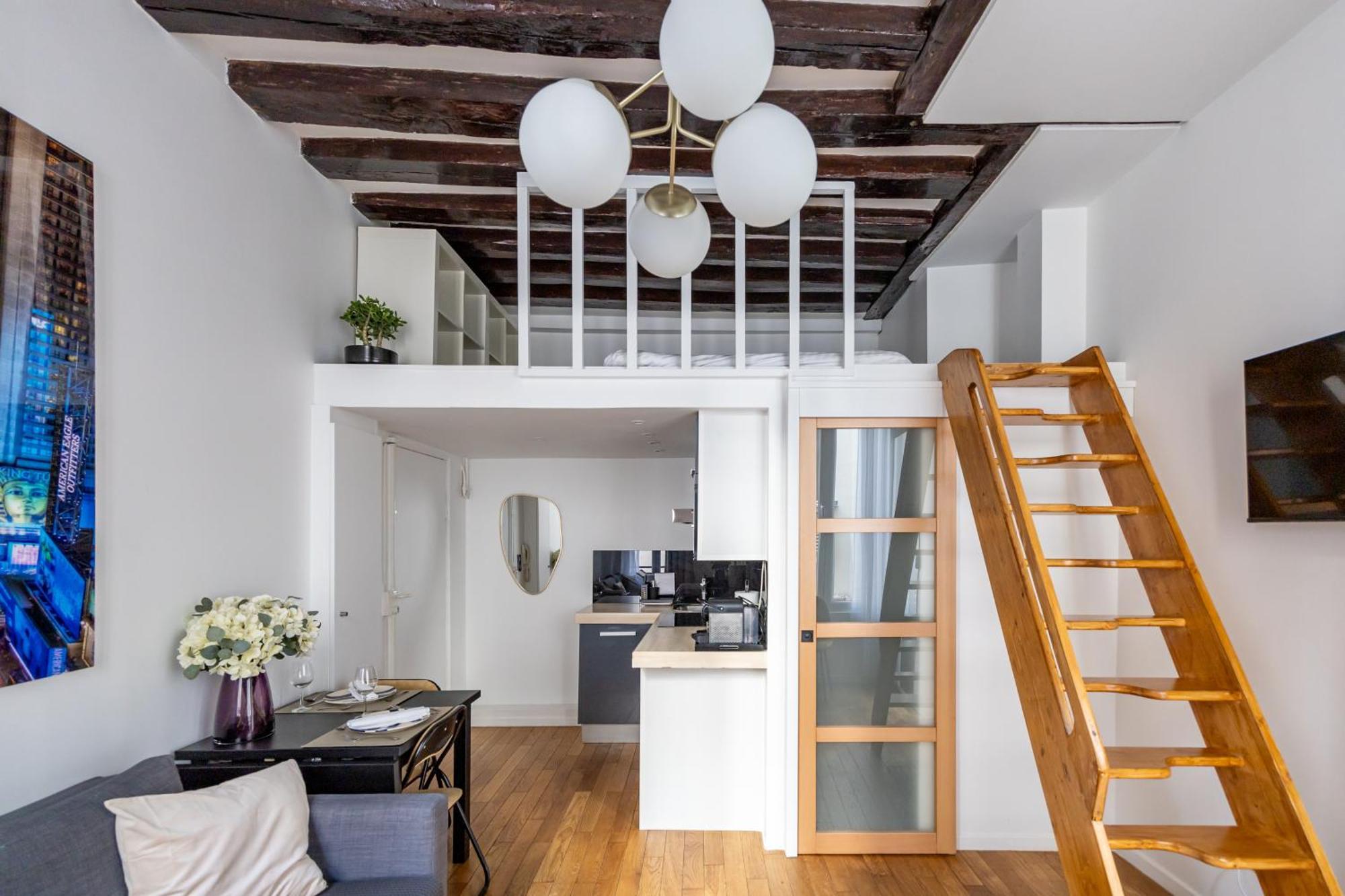 Charming Flat, Center Of Apartment *