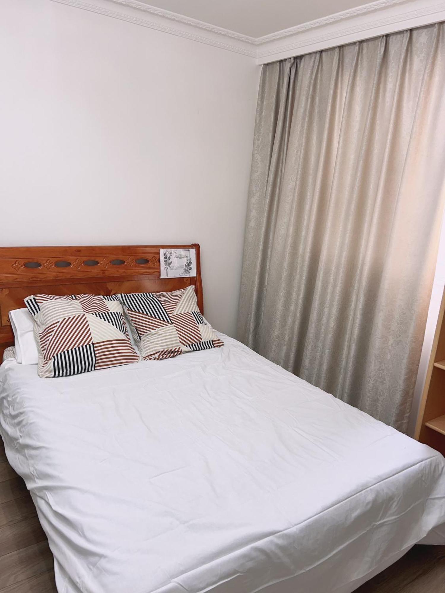Guest house Luxe -opera 15mins-chambre Avec Salle De Bain Commune *