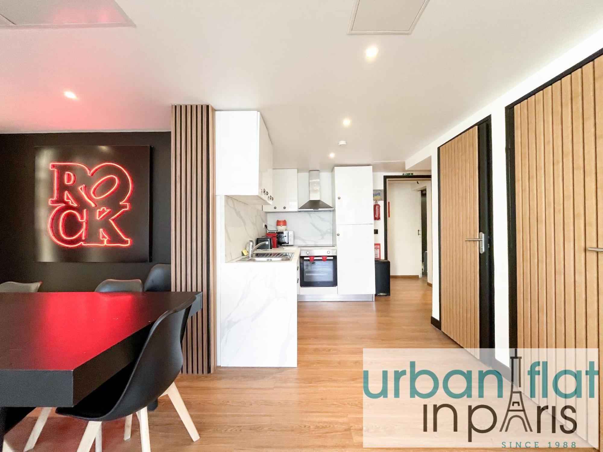 Urban Flat 128 - Art Rock 4bdr Flat Near Champs-elysees *