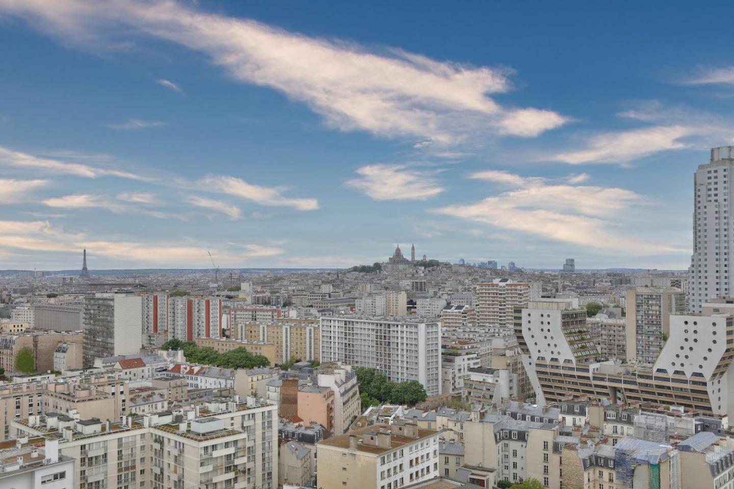 1br Flat View On Eiffel Tower And Sacre-coeur * Paris