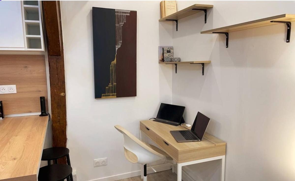 On Rue Morvan Apartment