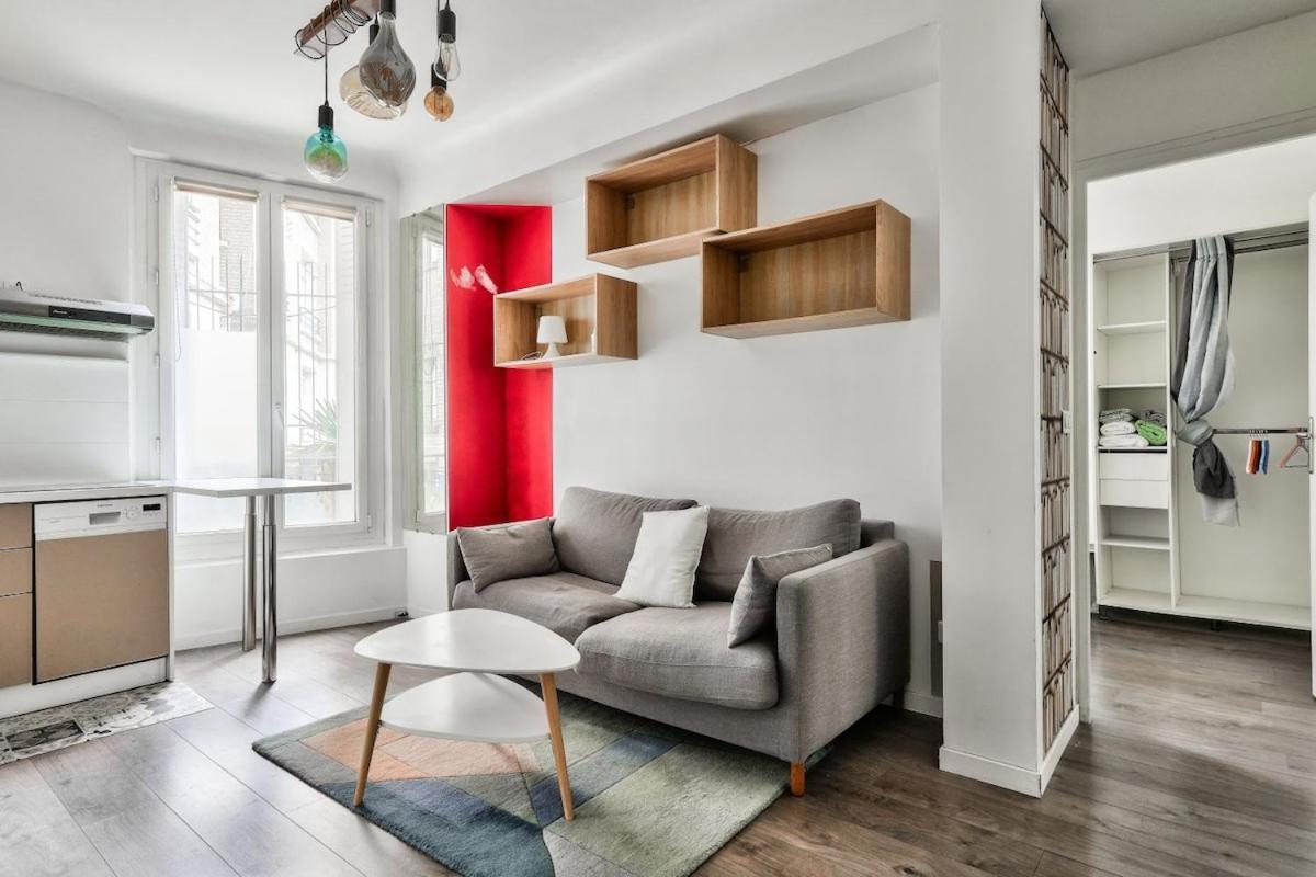 Superb 1br Flat 2min Walk From The Metro Station