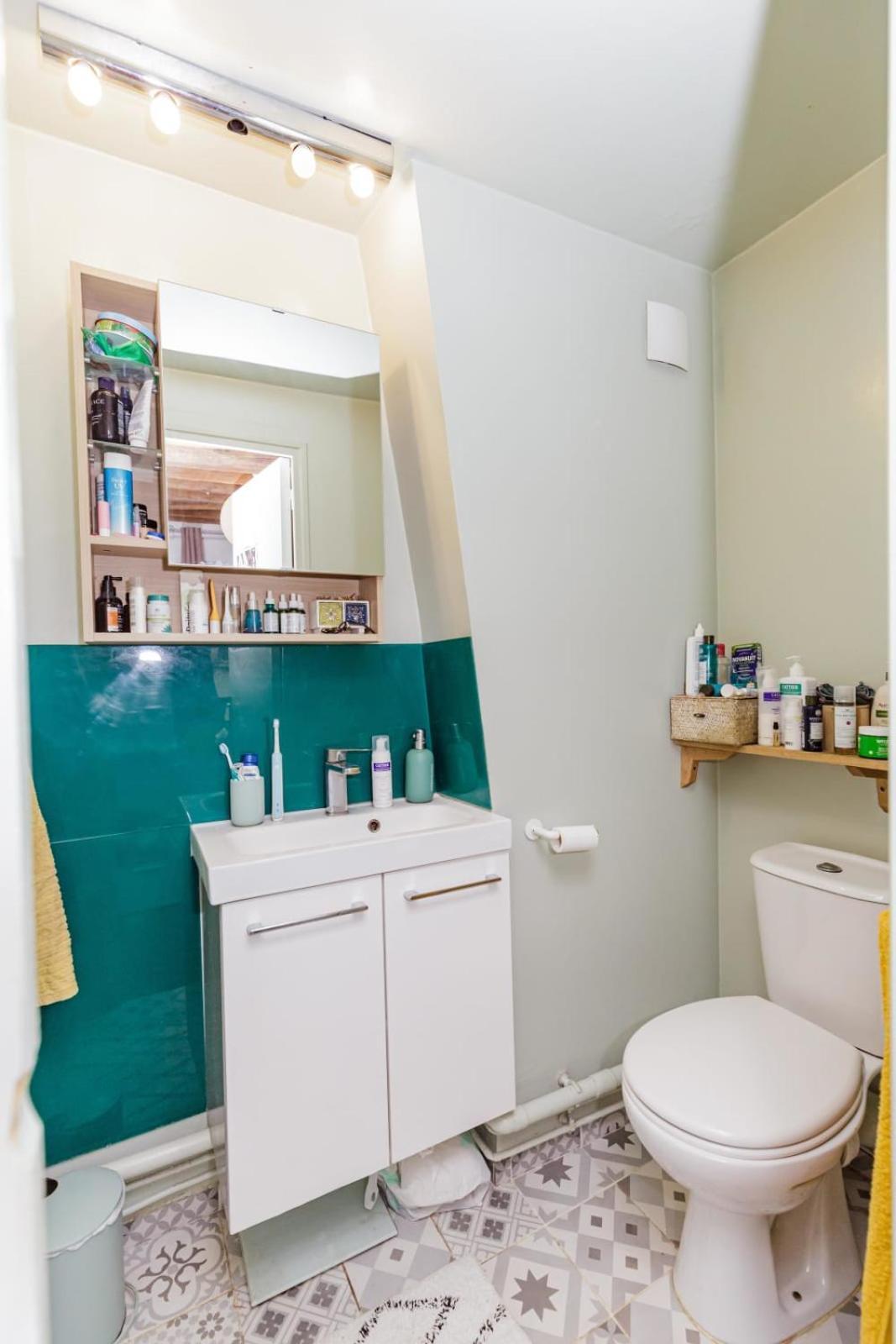 Apartment And Bright 40 M For 2 Near Belleville