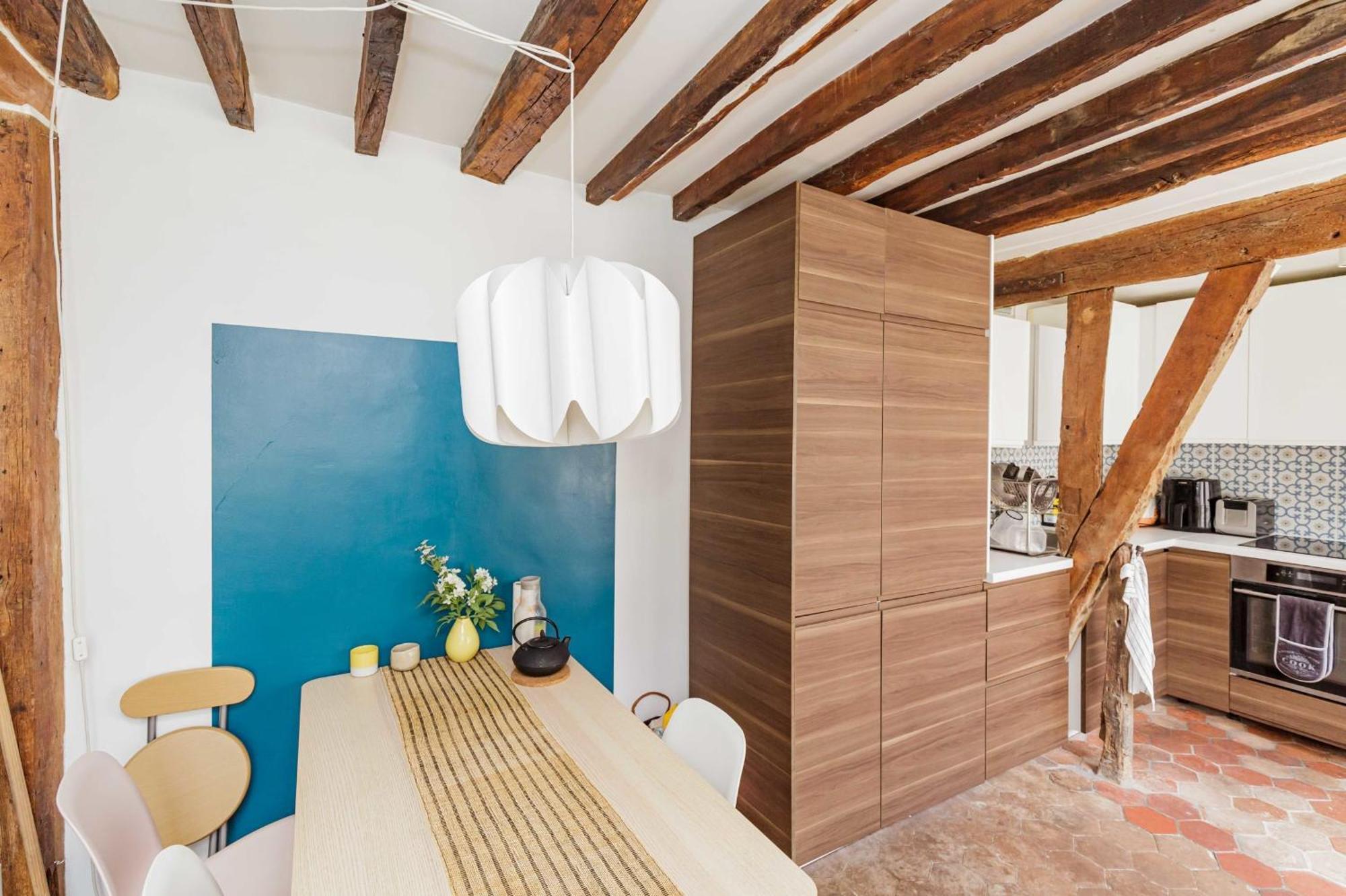 And Bright 40 M For 2 Near Belleville Apartment Paris