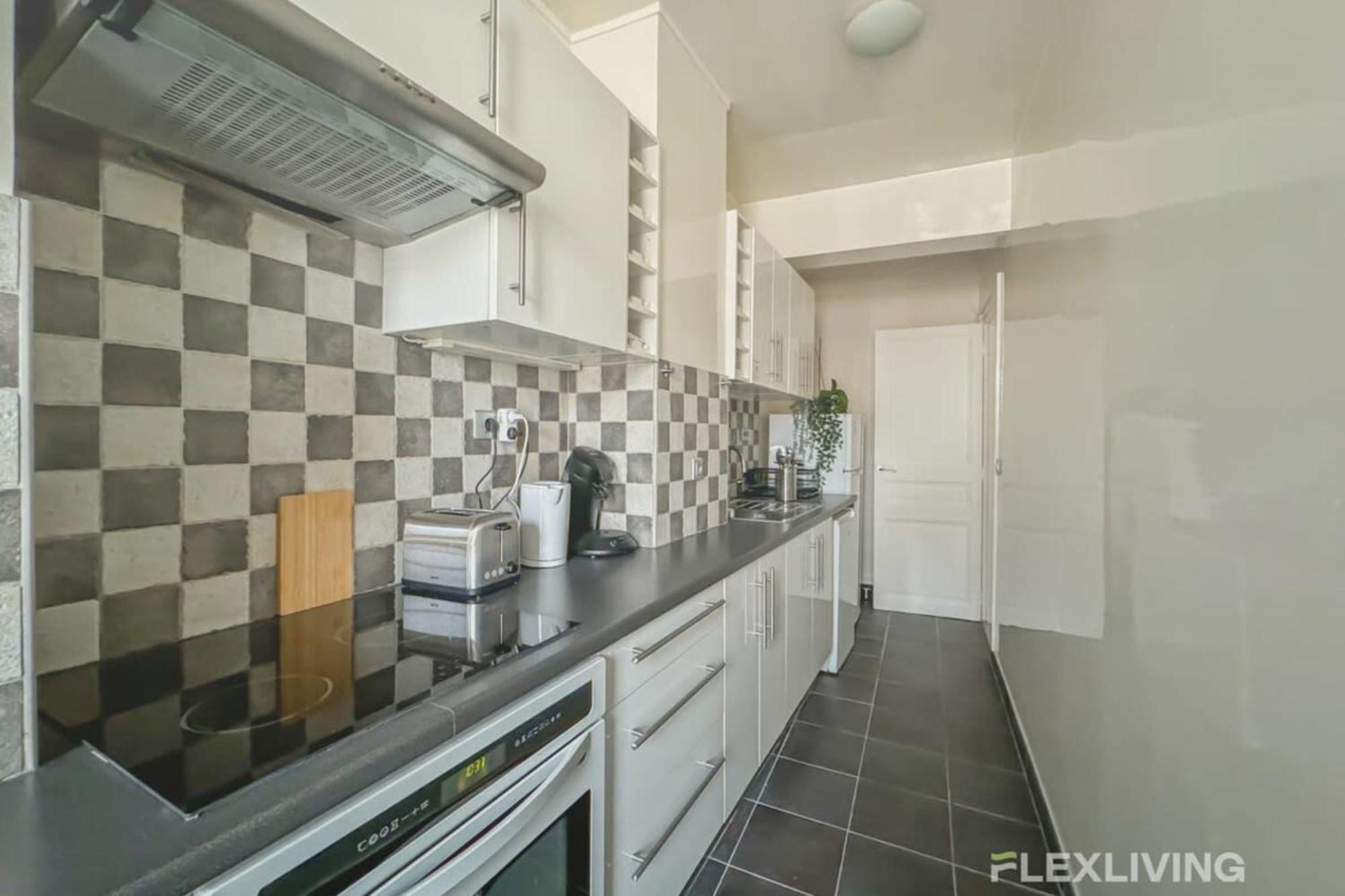 Flexliving - Whole Flat - Bateliere Apartment