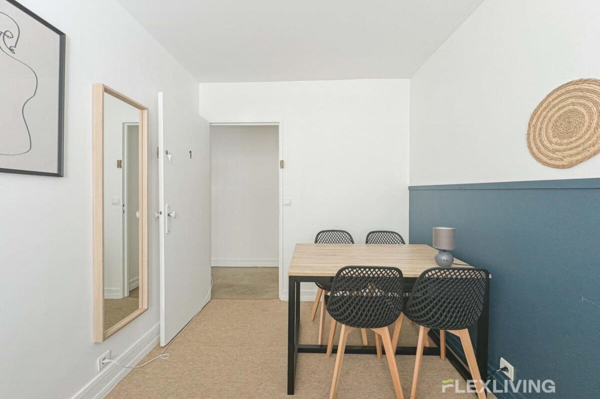 Flexliving - Whole Flat - Friant Apartment