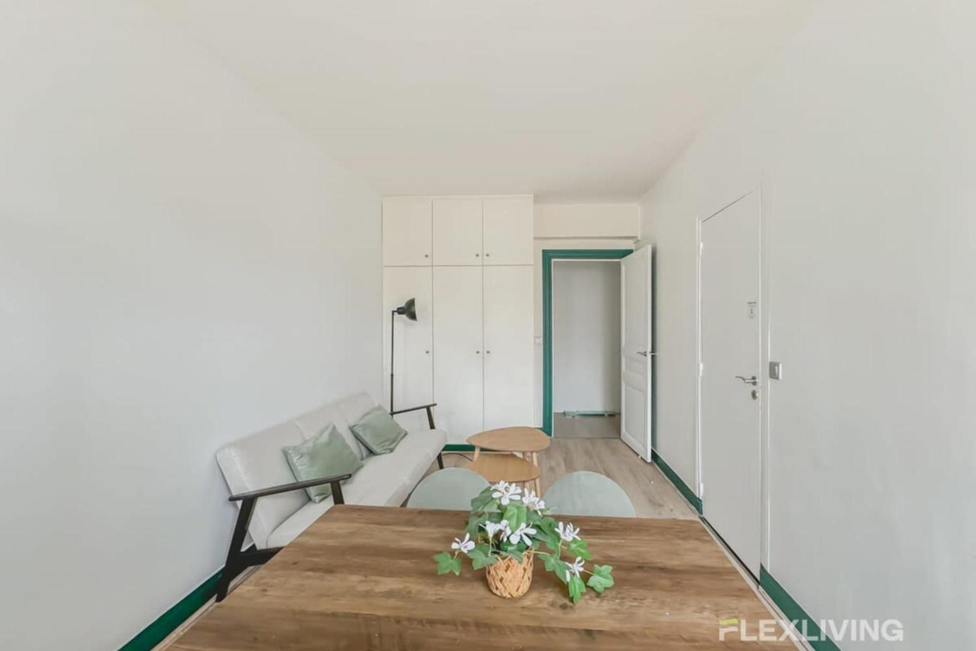 Flexliving - Whole Flat - Bateliere Apartment *