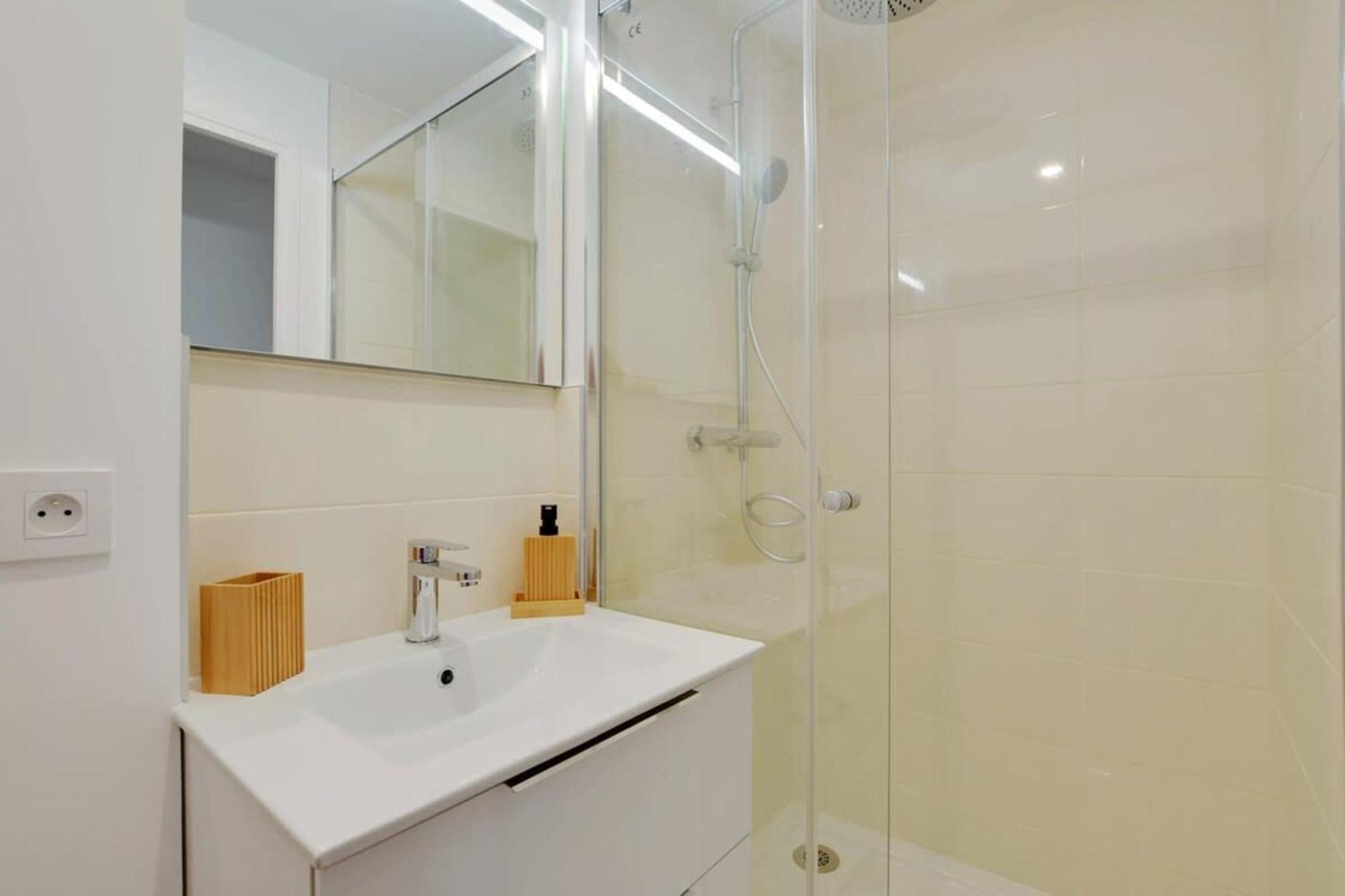 Flexliving - T2 - Fessart Apartment *
