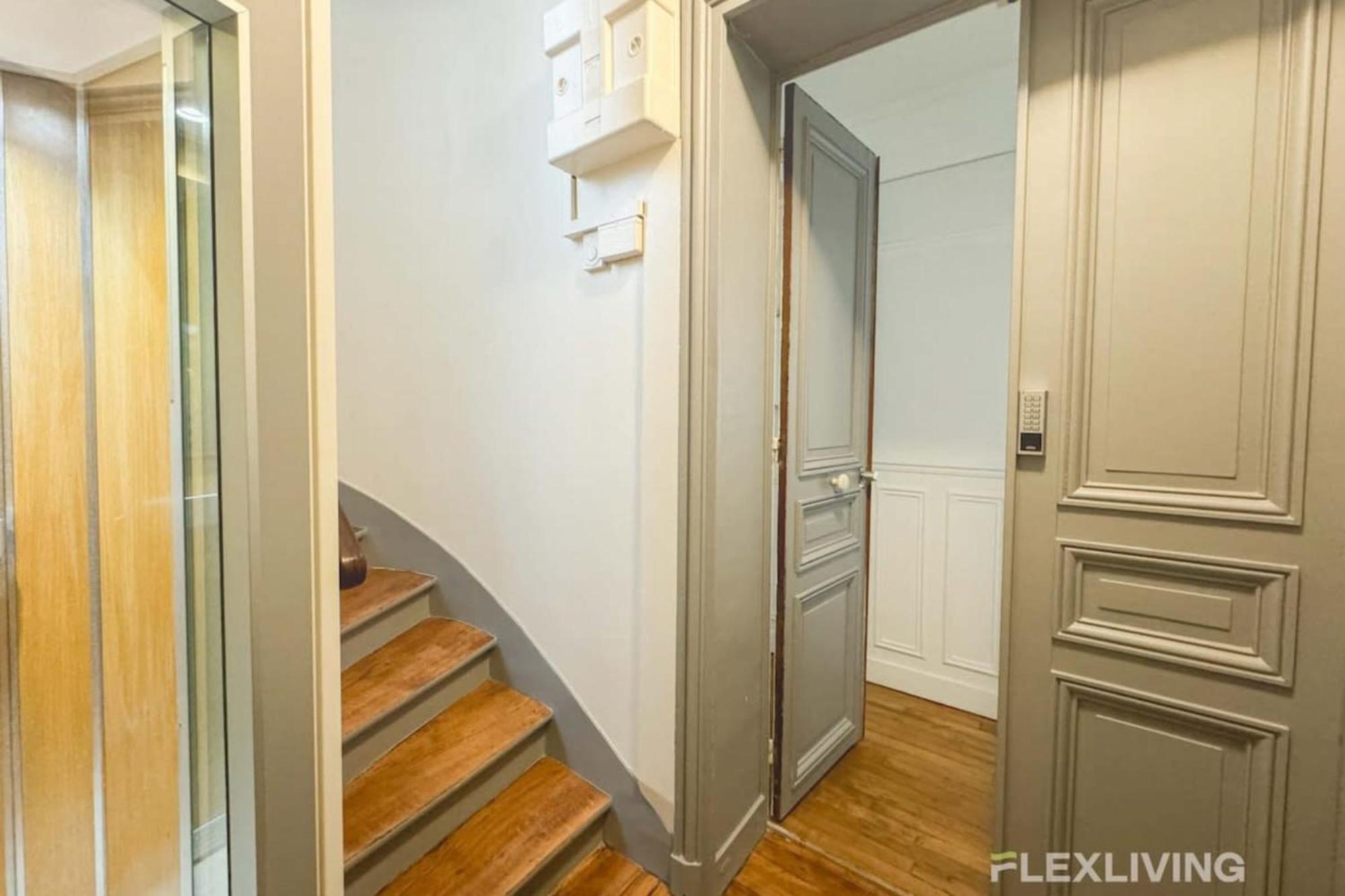 Flexliving - Whole Flat - Lamarck * Paris