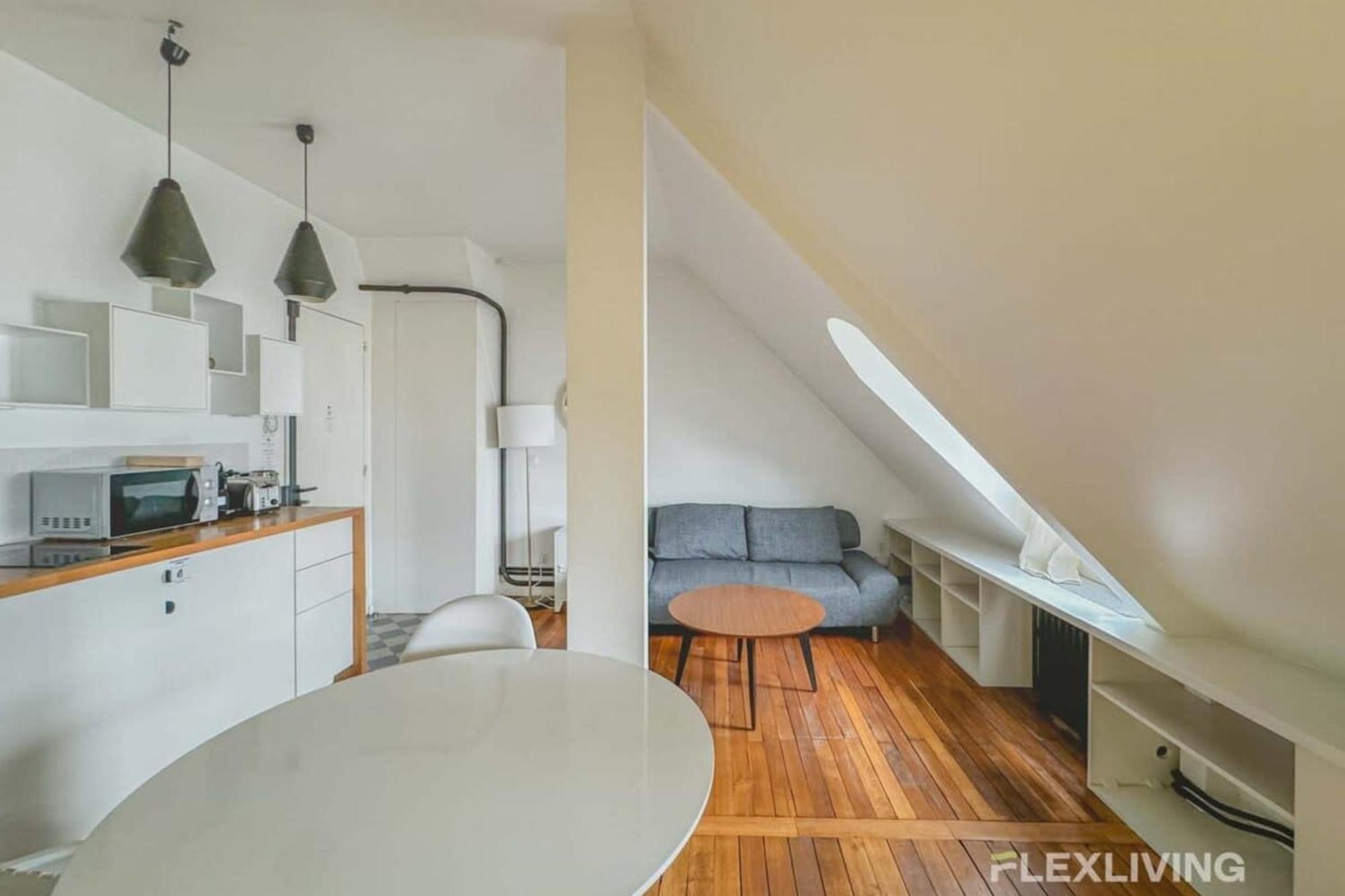 Flexliving - Onebedroom - Malesherbes - Eiffel Tower View Paris