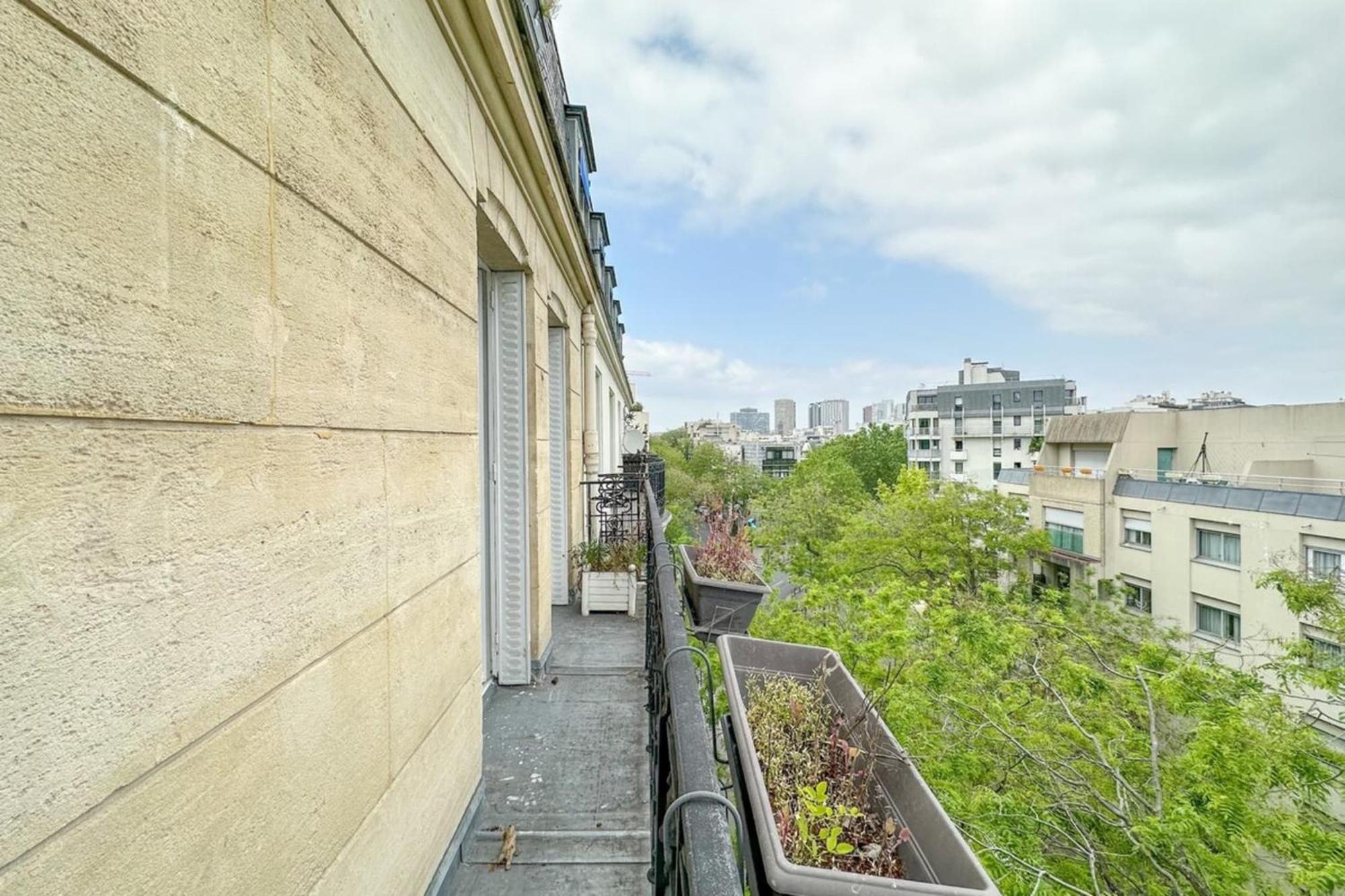 Flexliving - Whole Flat - Balard Apartment *