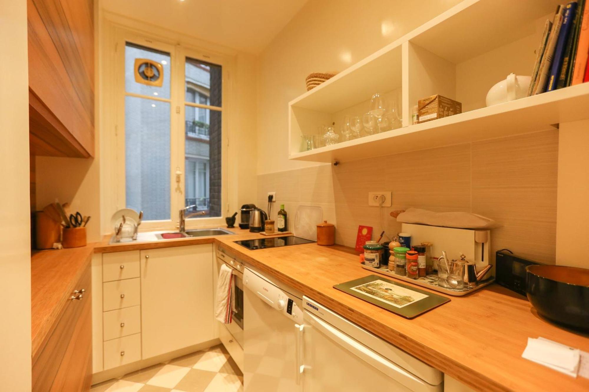Apartment T2 On The Banks Of The Seine
