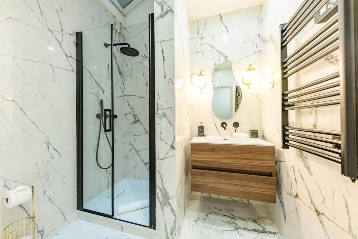 Apartment Luxury Rivoli 4 Bed 3,5 Bath By De Bhv *