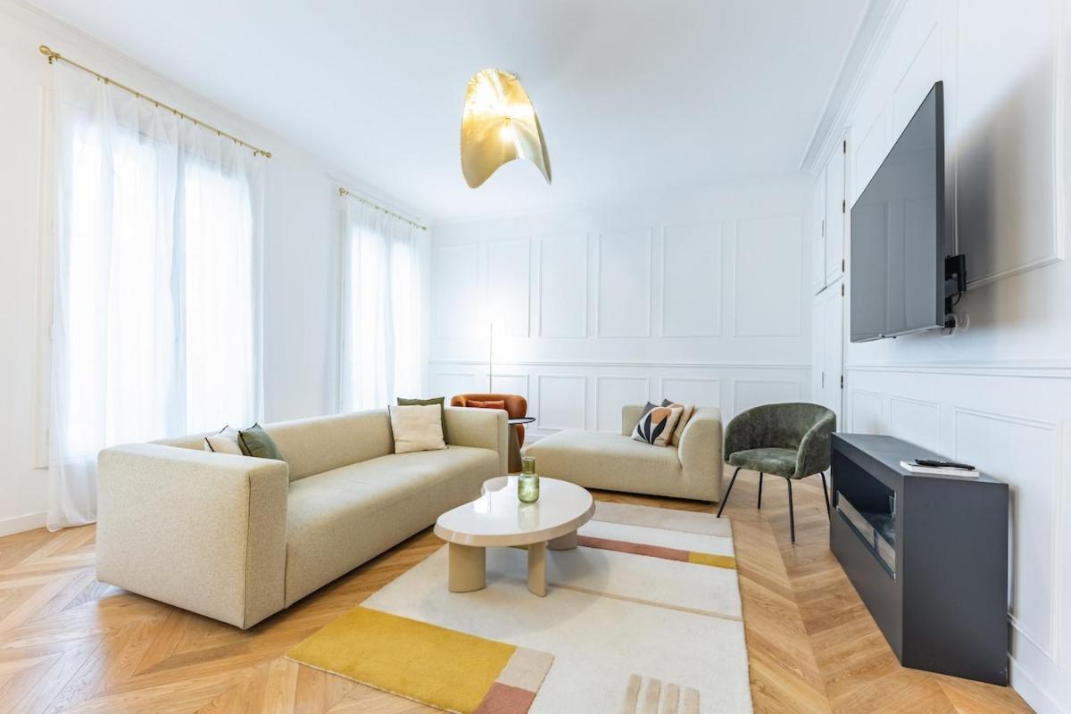 Luxury Rivoli 4 Bed 3,5 Bath By De Bhv *