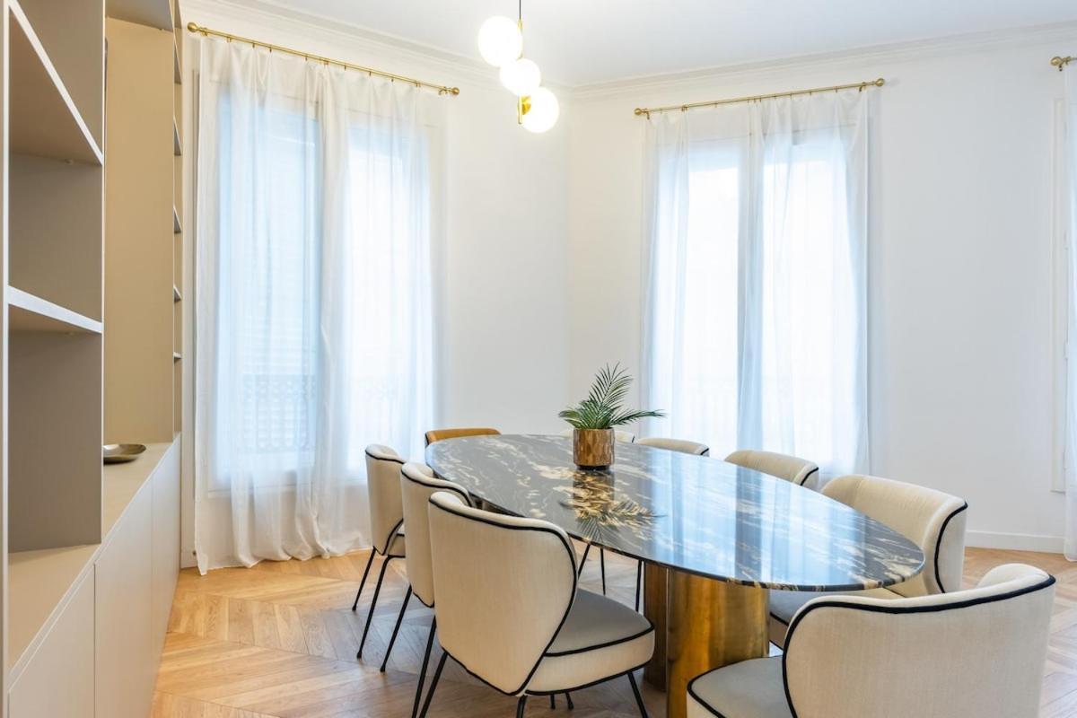 Luxury Rivoli 4 Bed 3,5 Bath By De Bhv * Paris