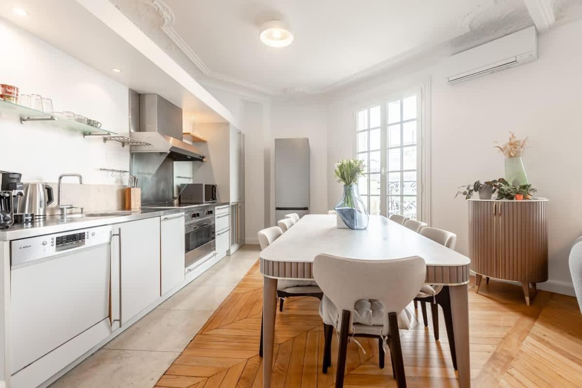 Keyz - Luxury 3 Bedrooms Near Champs Elysees Apartment Paris