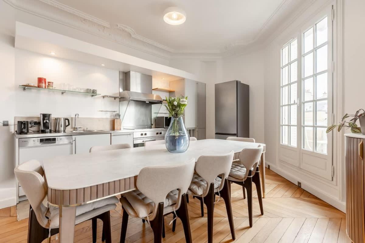 Keyz - Luxury 3 Bedrooms Near Champs Elysees * Paris