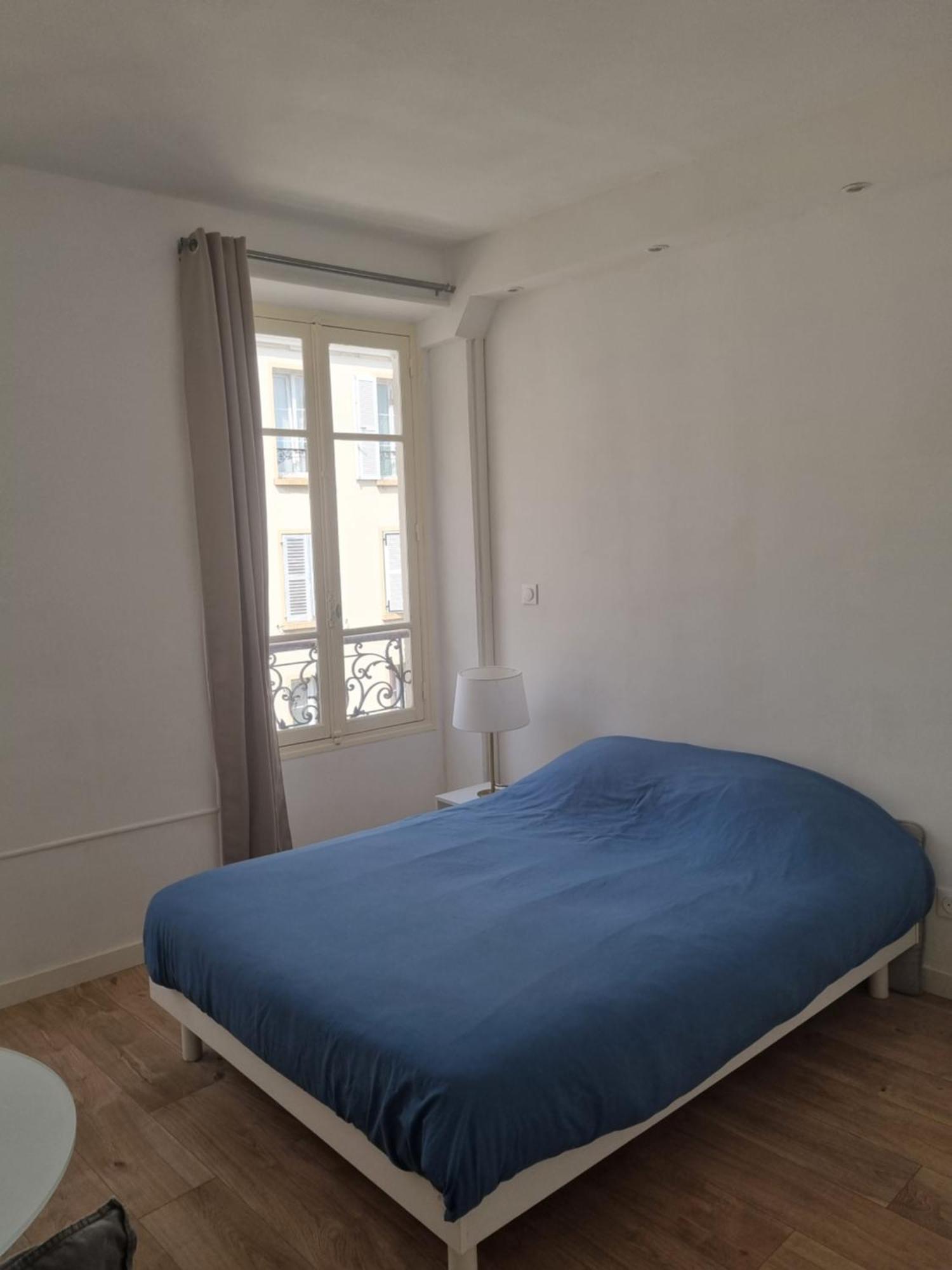 Privee - Vue Tour Eiffel Bed & Breakfast