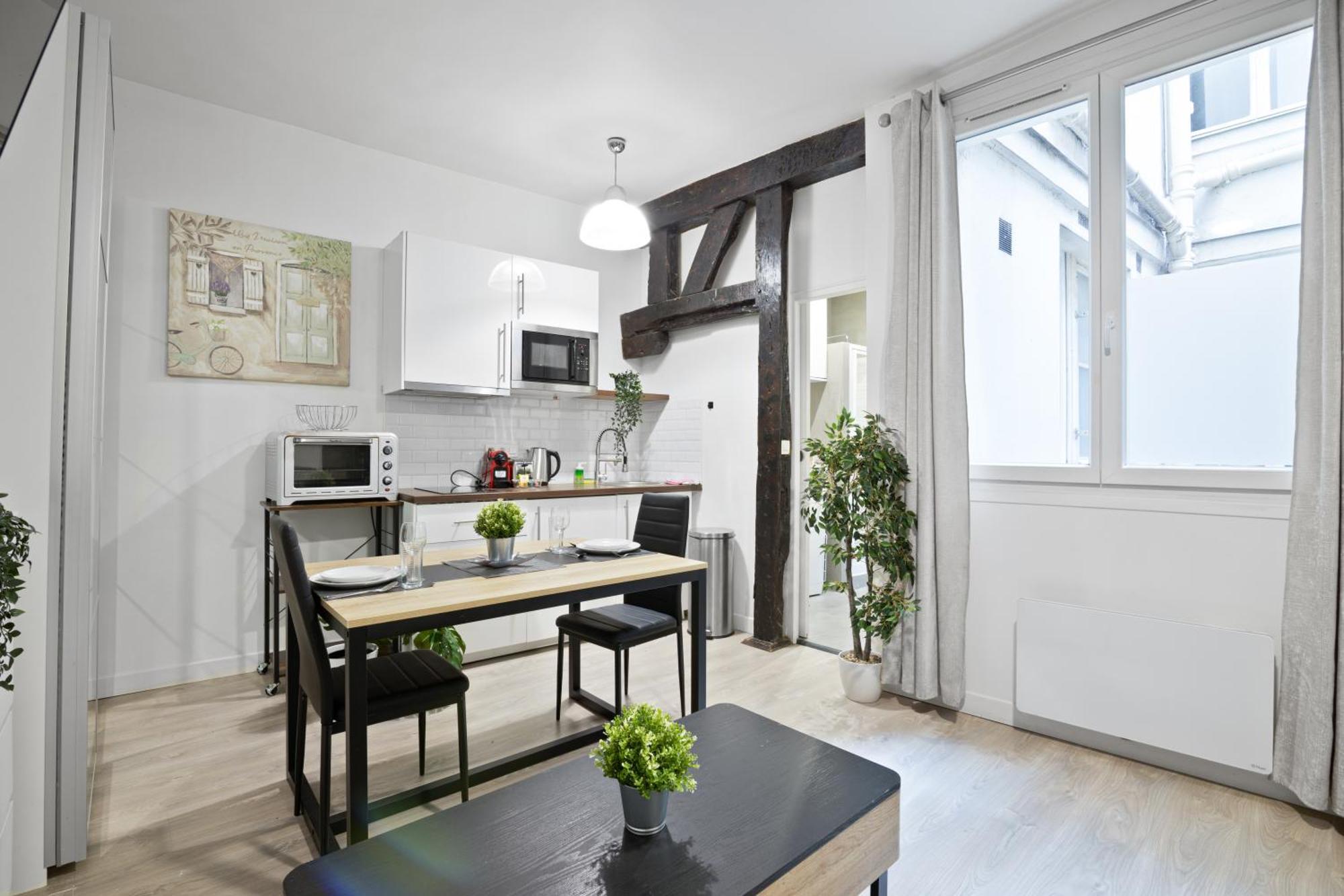 Quartier Notre-dame Free Netflix Apartment