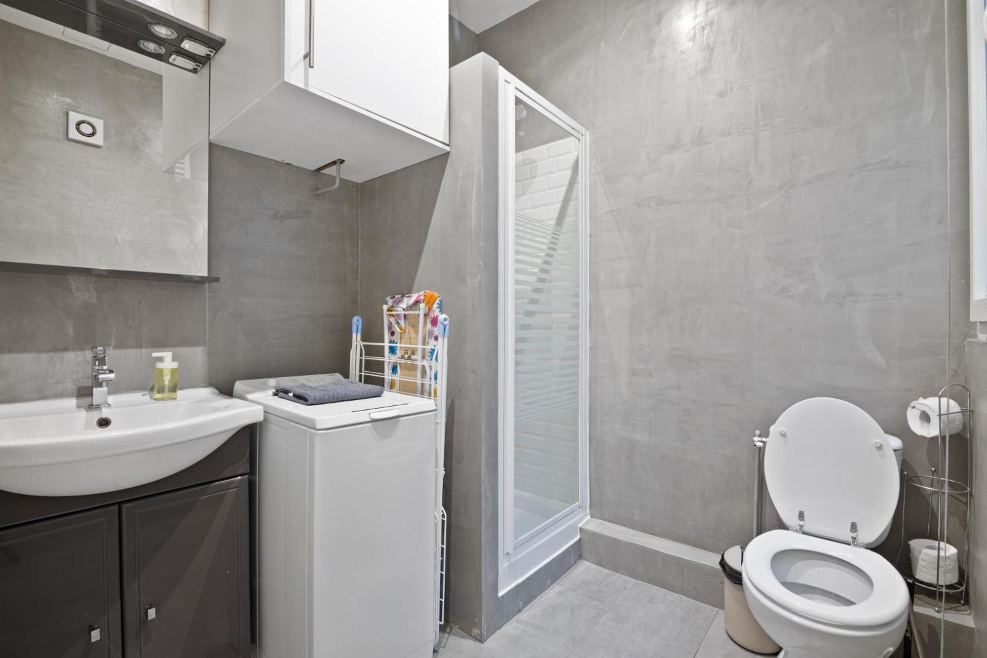 Quartier Notre-dame Free Netflix Apartment