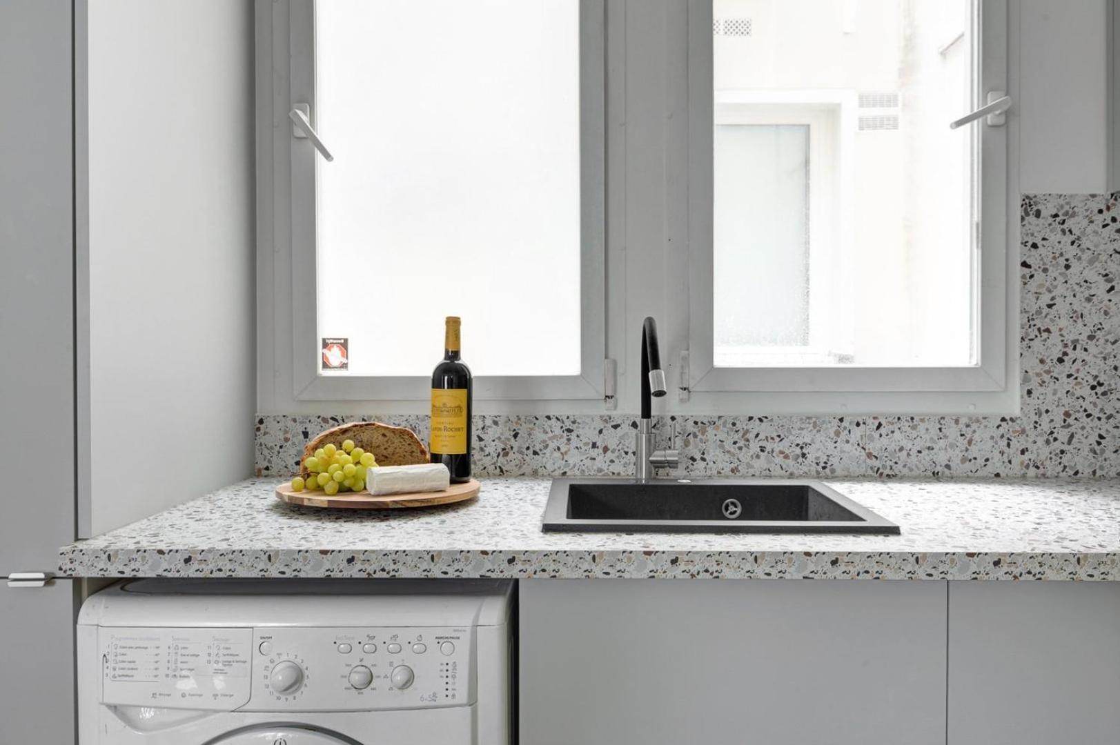 Apartment La Plume A Haven Of Peace In Montorgueil