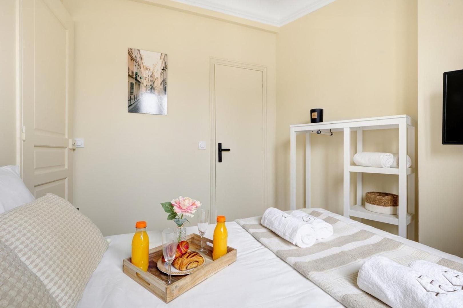 La Plume A Haven Of Peace In Montorgueil Paris