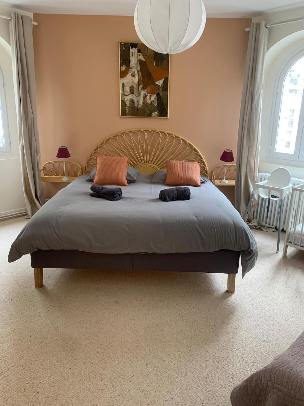 15, Beautiful 3 Bedrooms Paris