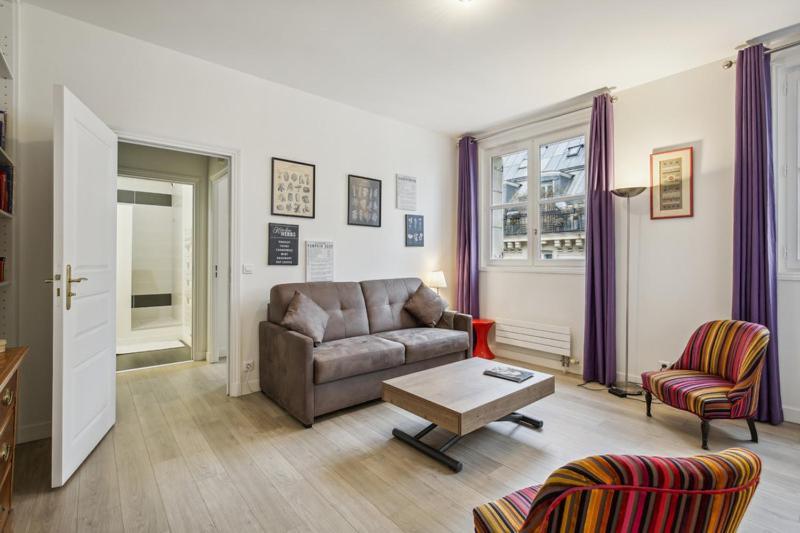 607 Paradis - Superb In Paris