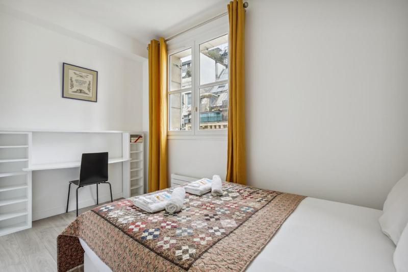 607 Paradis - Superb In *