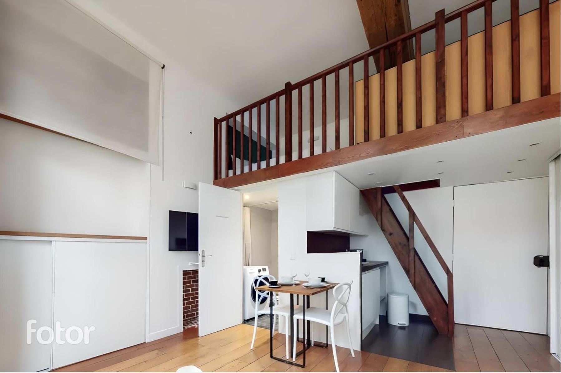 Apartamento Chez Gustave: Clim Calm,saint Paul Marais, 2guests *