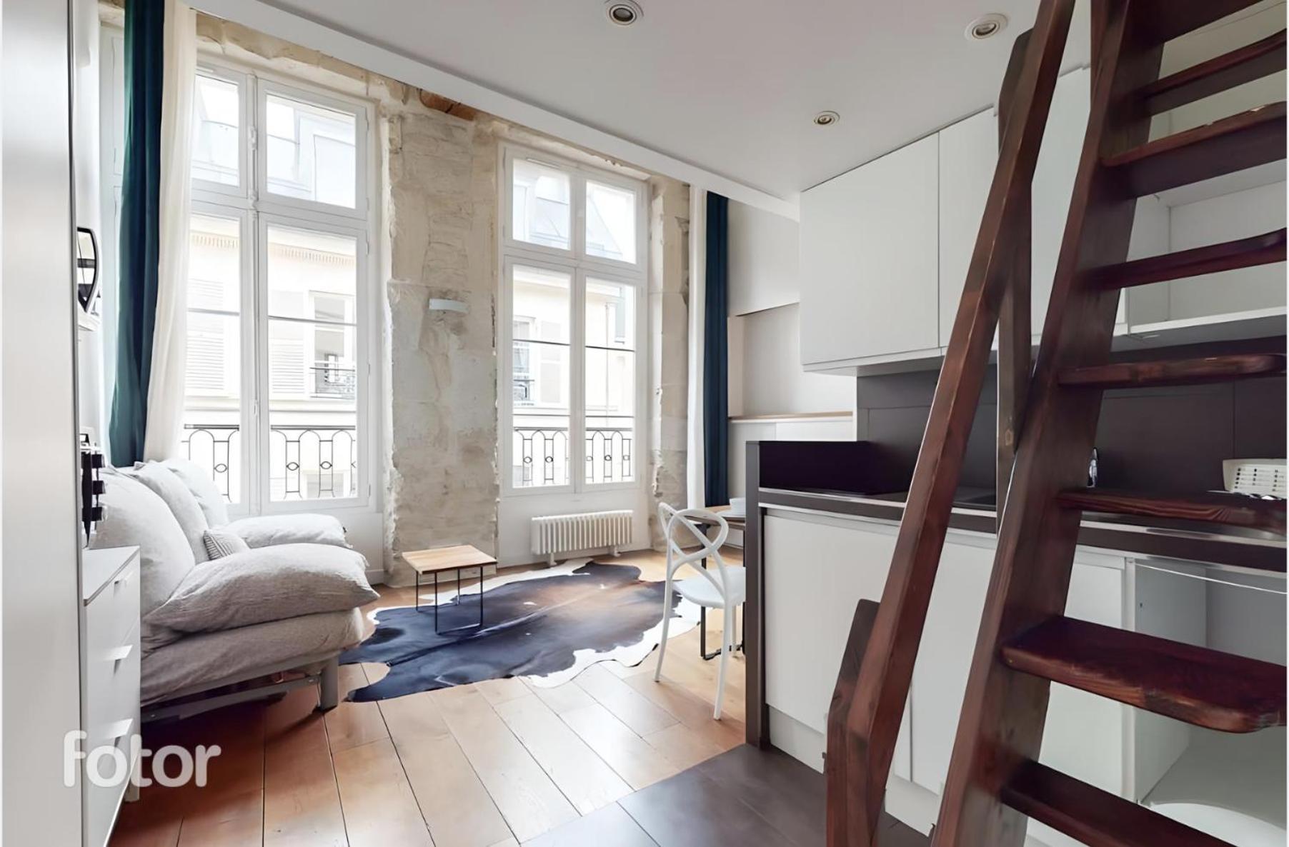 Apartamento Chez Gustave: Clim Calm,saint Paul Marais, 2guests