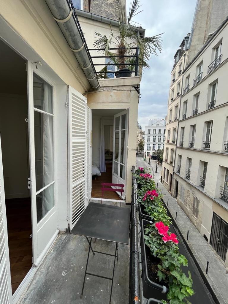 Aux Terrasses De La Lune * Paris