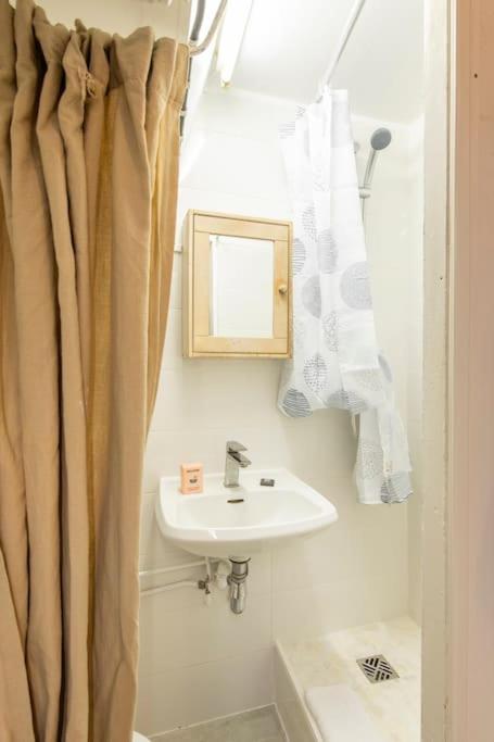 Apartment Saint Denis - Cosy Pres De La Place Du Chatelet