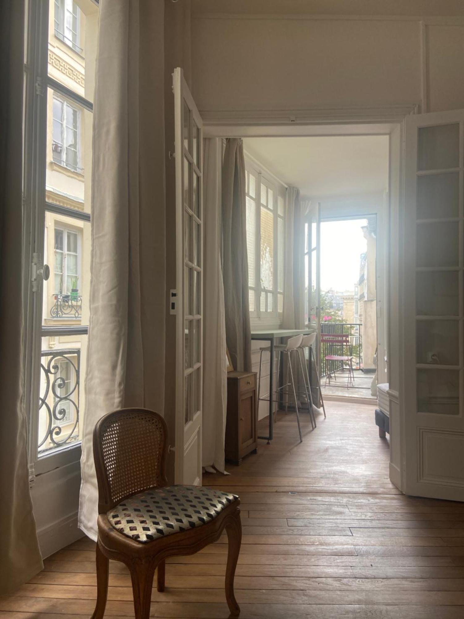 Aux Terrasses De La Lune * Paris