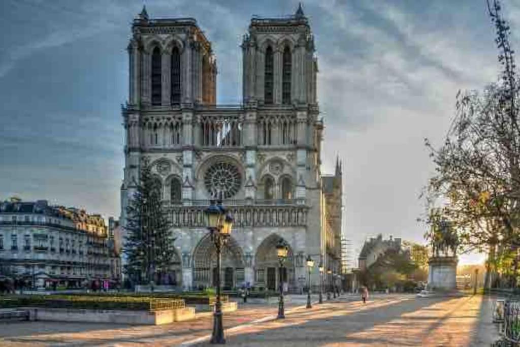 Chez Gustave: Clim Calm,saint Paul Marais, 2guests Apartamento *
