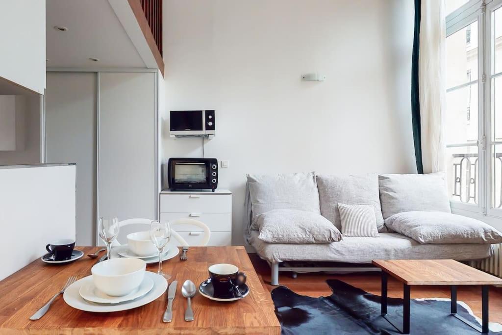 Apartamento Chez Gustave: Clim Calm,saint Paul Marais, 2guests *