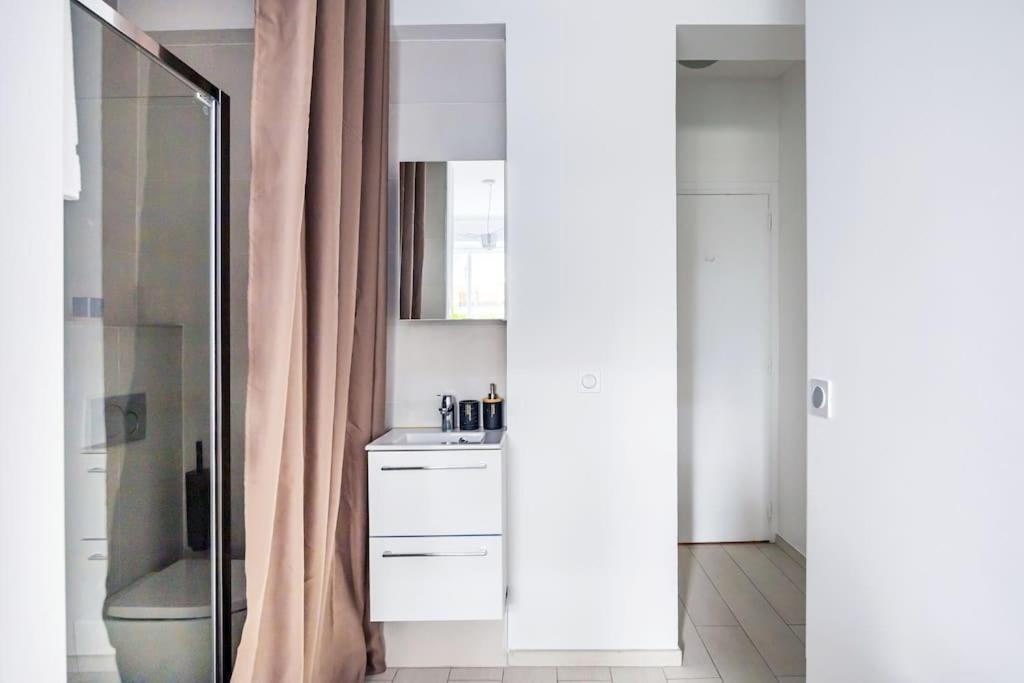 Cozy Near The Eiffel Tower