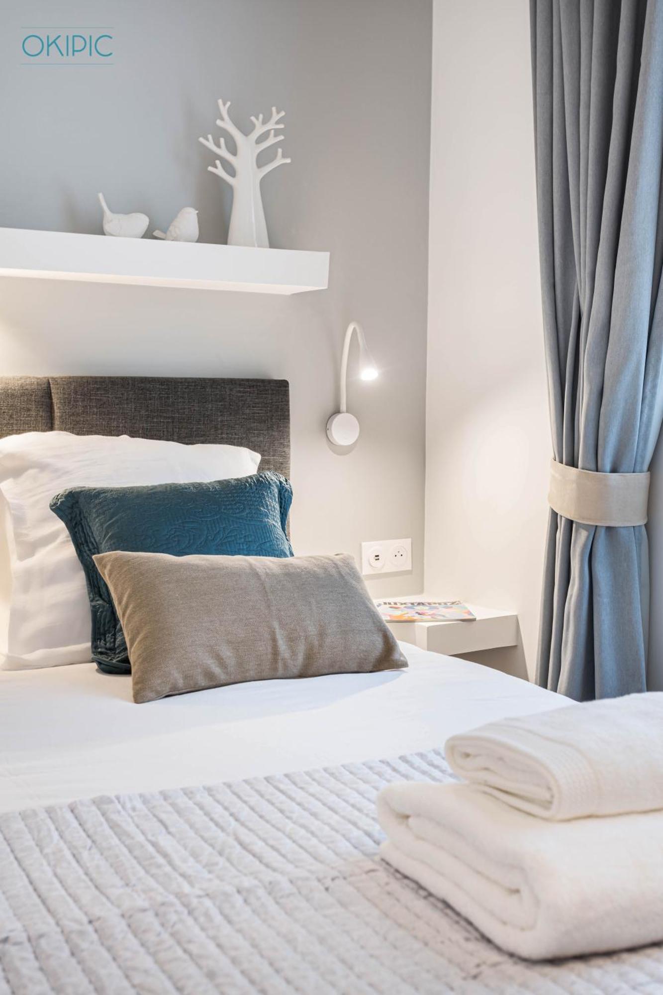 King Size Beds - Zen Monceau * Paris