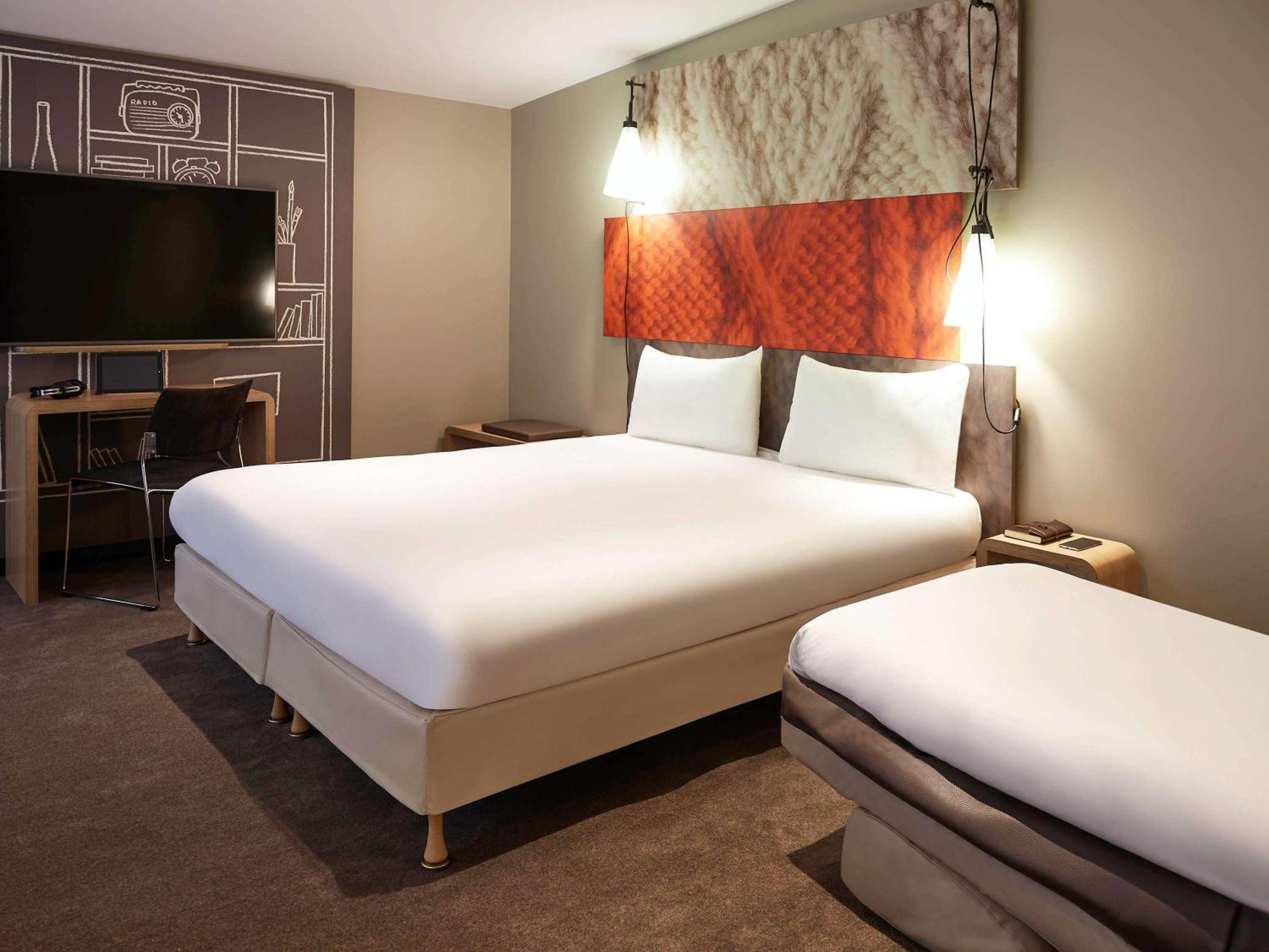 Ibis Canal Saint Martin 3* Paris
