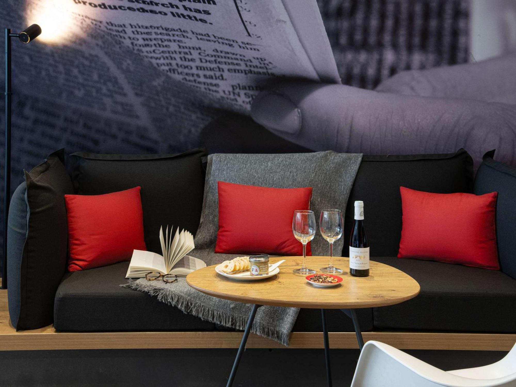 Ibis Canal Saint Martin Hotel Paris