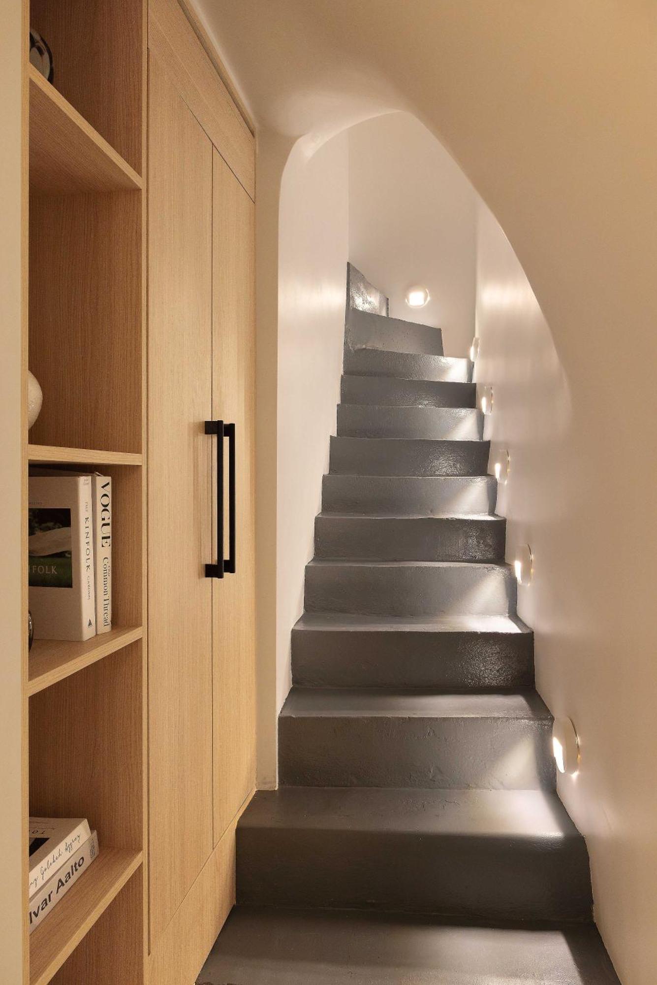 Modern -ac-1br-4p-pantheon Paris