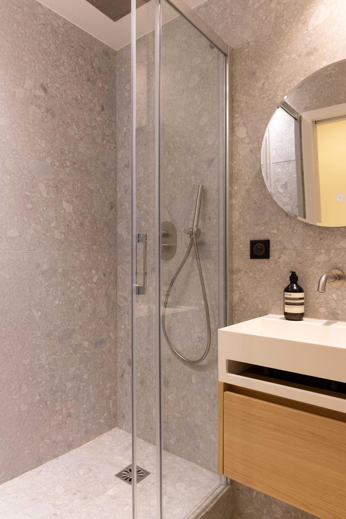 Apartment Modern -ac-1br-4p-pantheon Paris