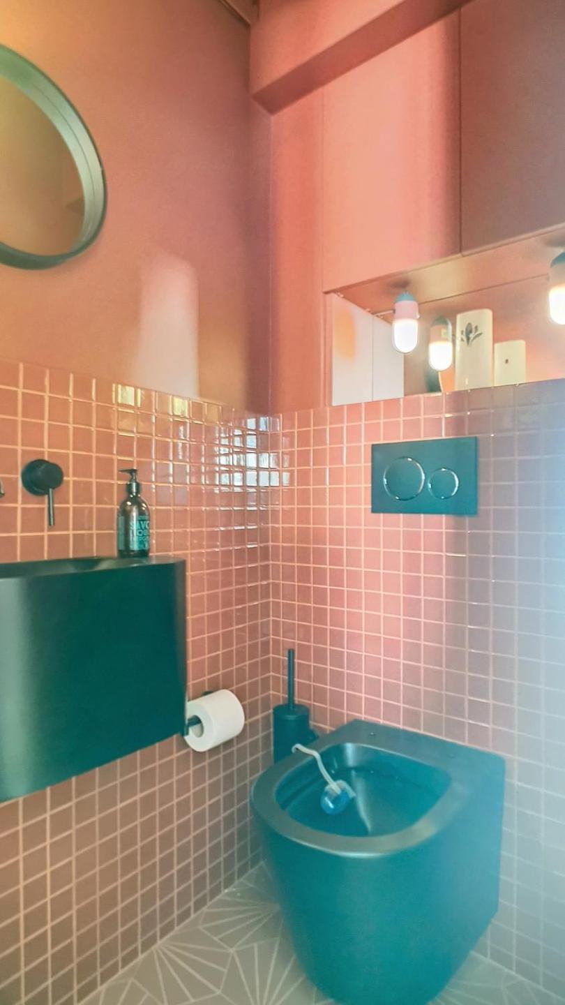 Chic A La Parisienne, - Marais Apartment Paris