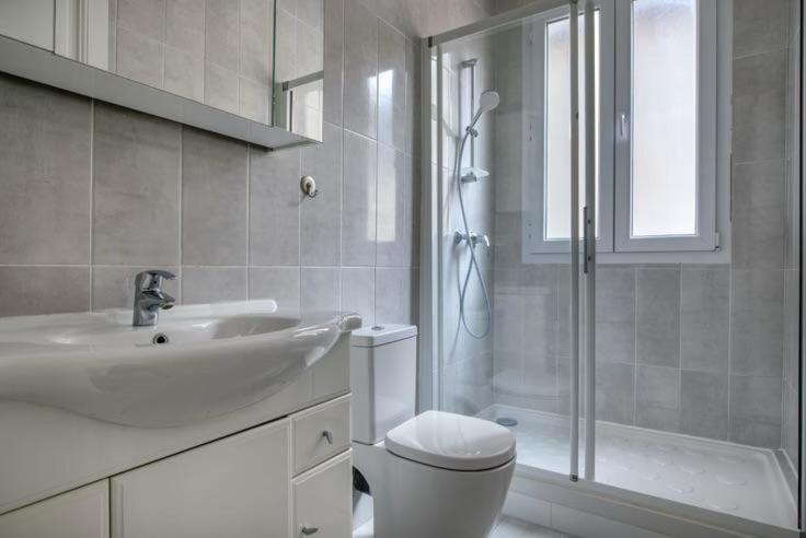 120 M2 Vue Sur Tour Eiffel Apartment *